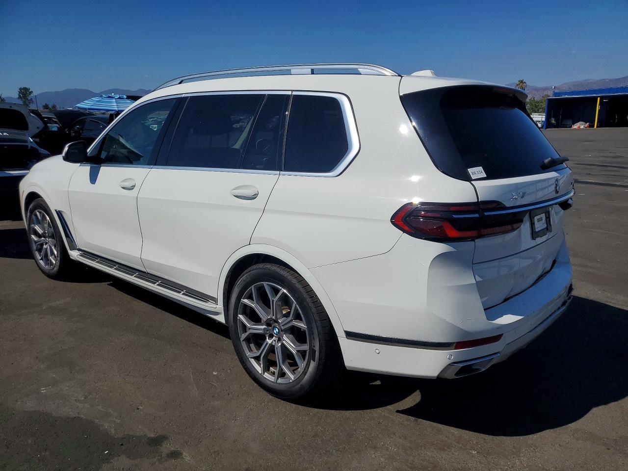 2024 BMW X7, Xdrive40I