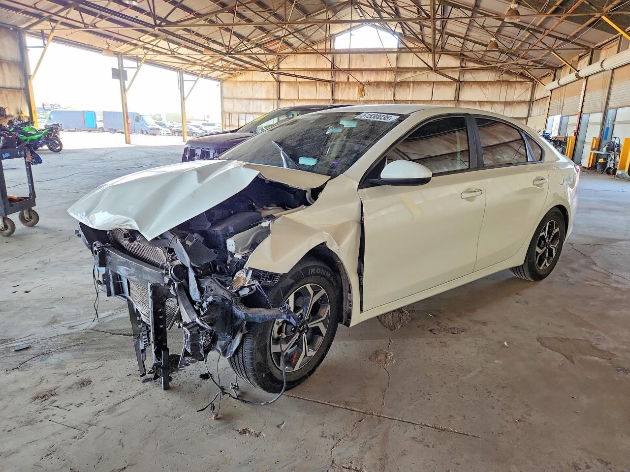 2019 KIA Forte, Lxs