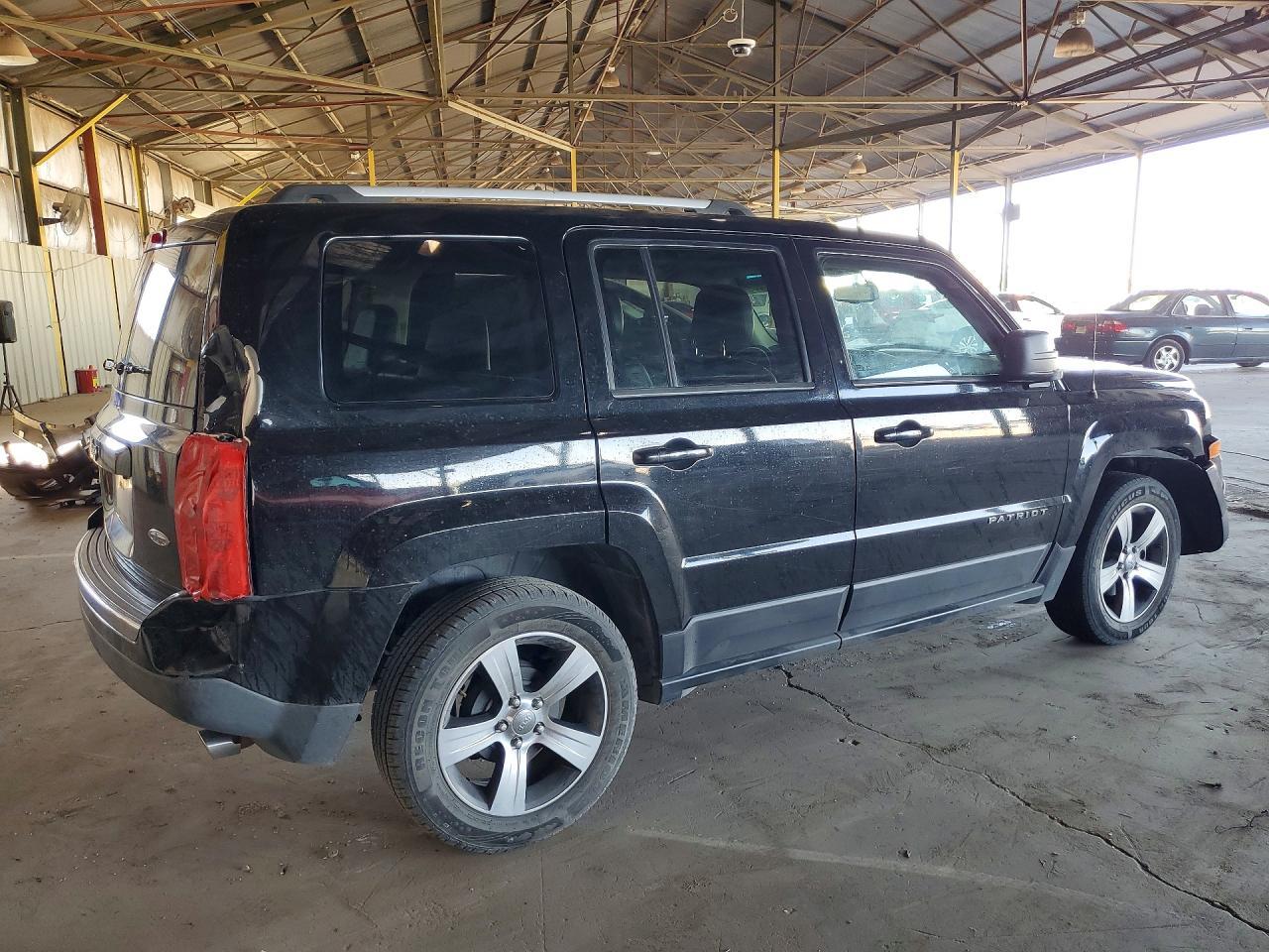 2016 Jeep Patriot, Latitude