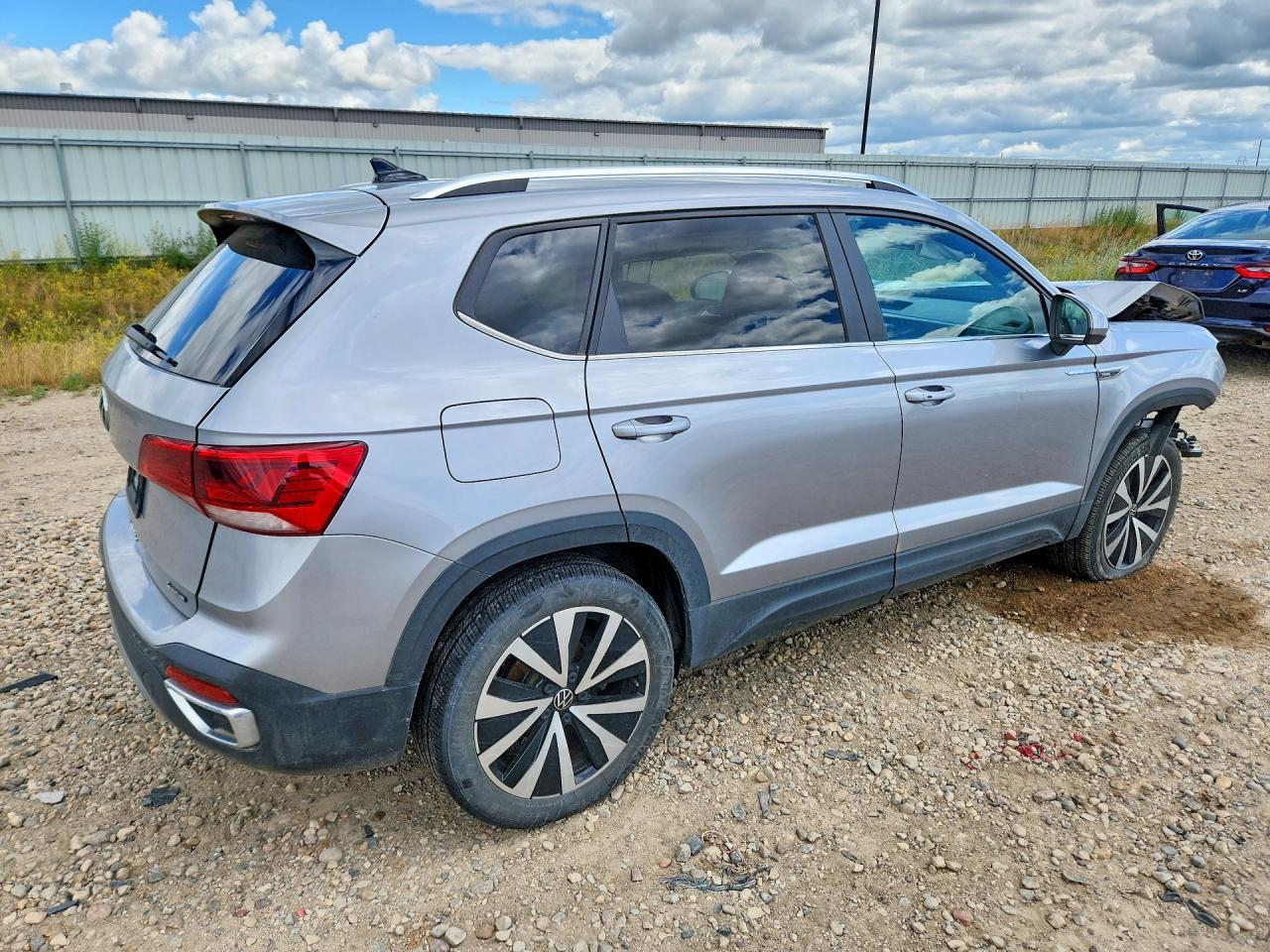 2023 Volkswagen Taos, SE