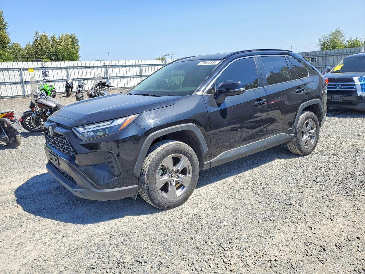 2024 Toyota RAV4, LE