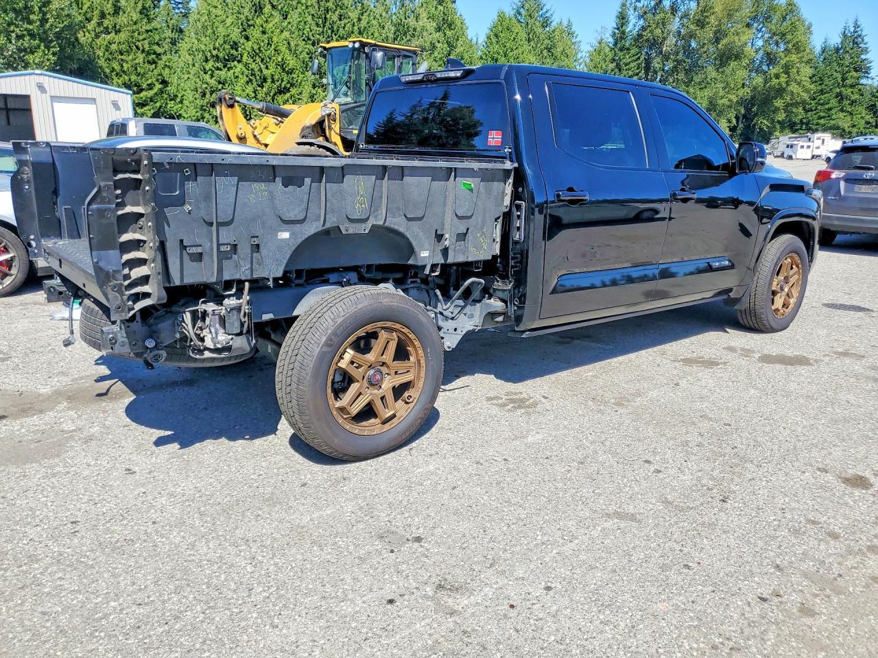 2022 Toyota Tundra, Platinum Hv