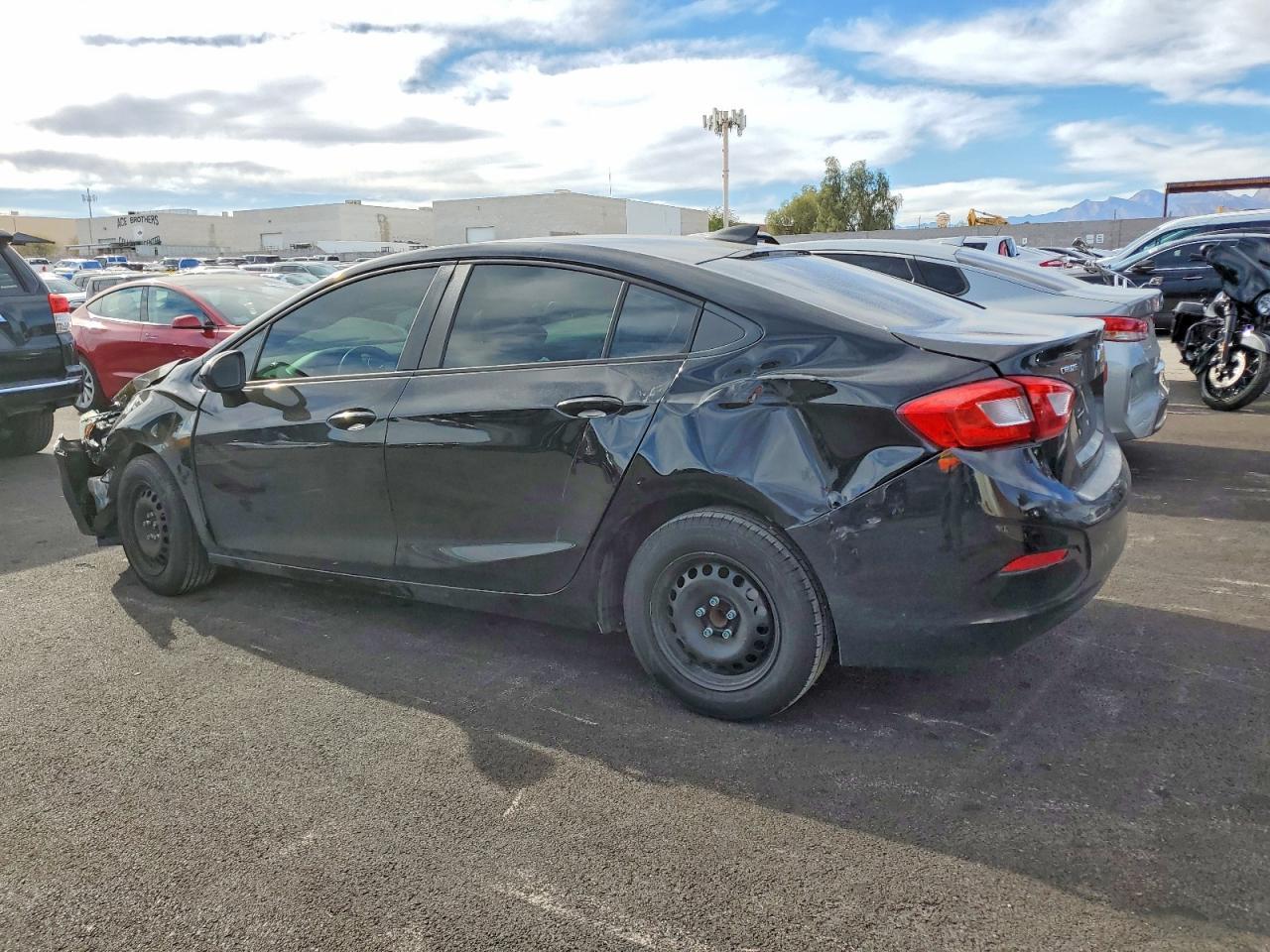 2017 Chevrolet Cruze, LS