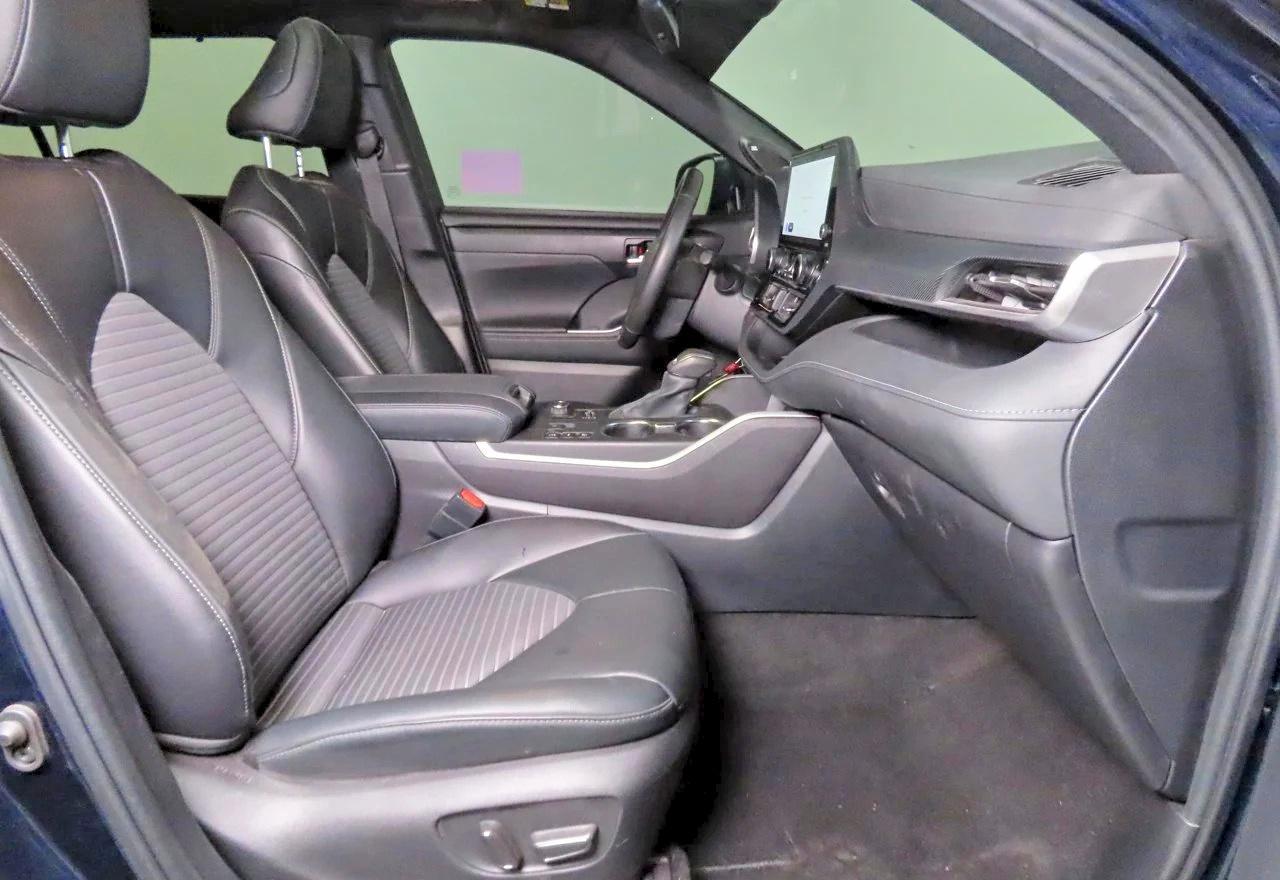 2024 Toyota Highlander, Xse