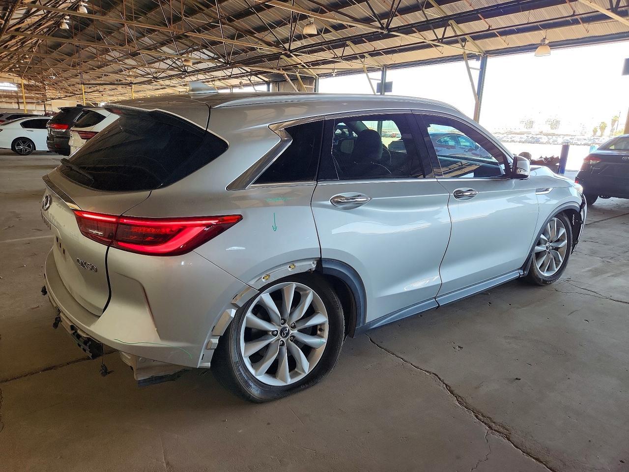 2019 Infiniti QX50, Essential