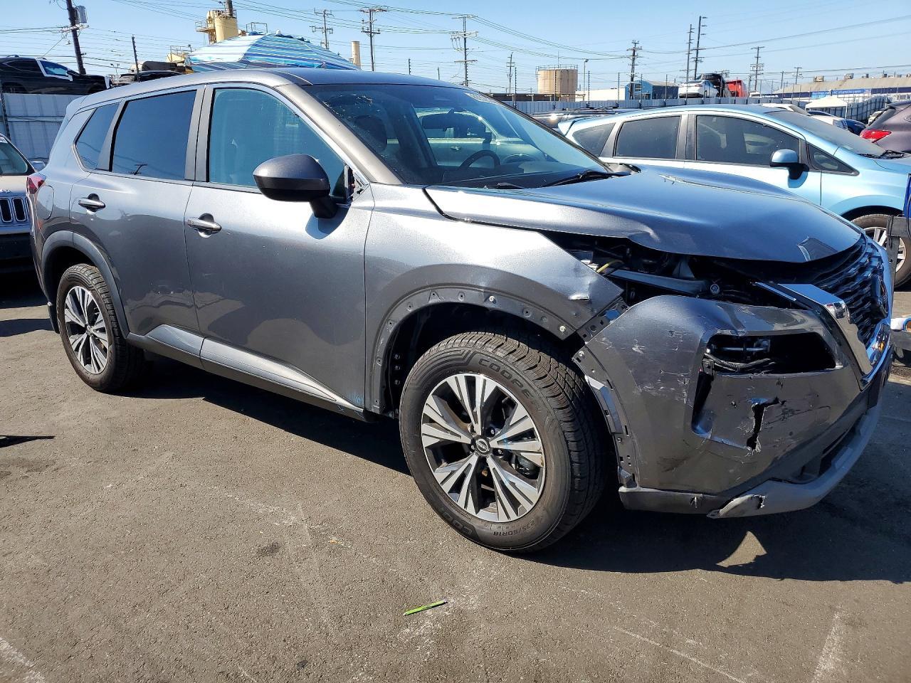 2023 Nissan Rogue, SV