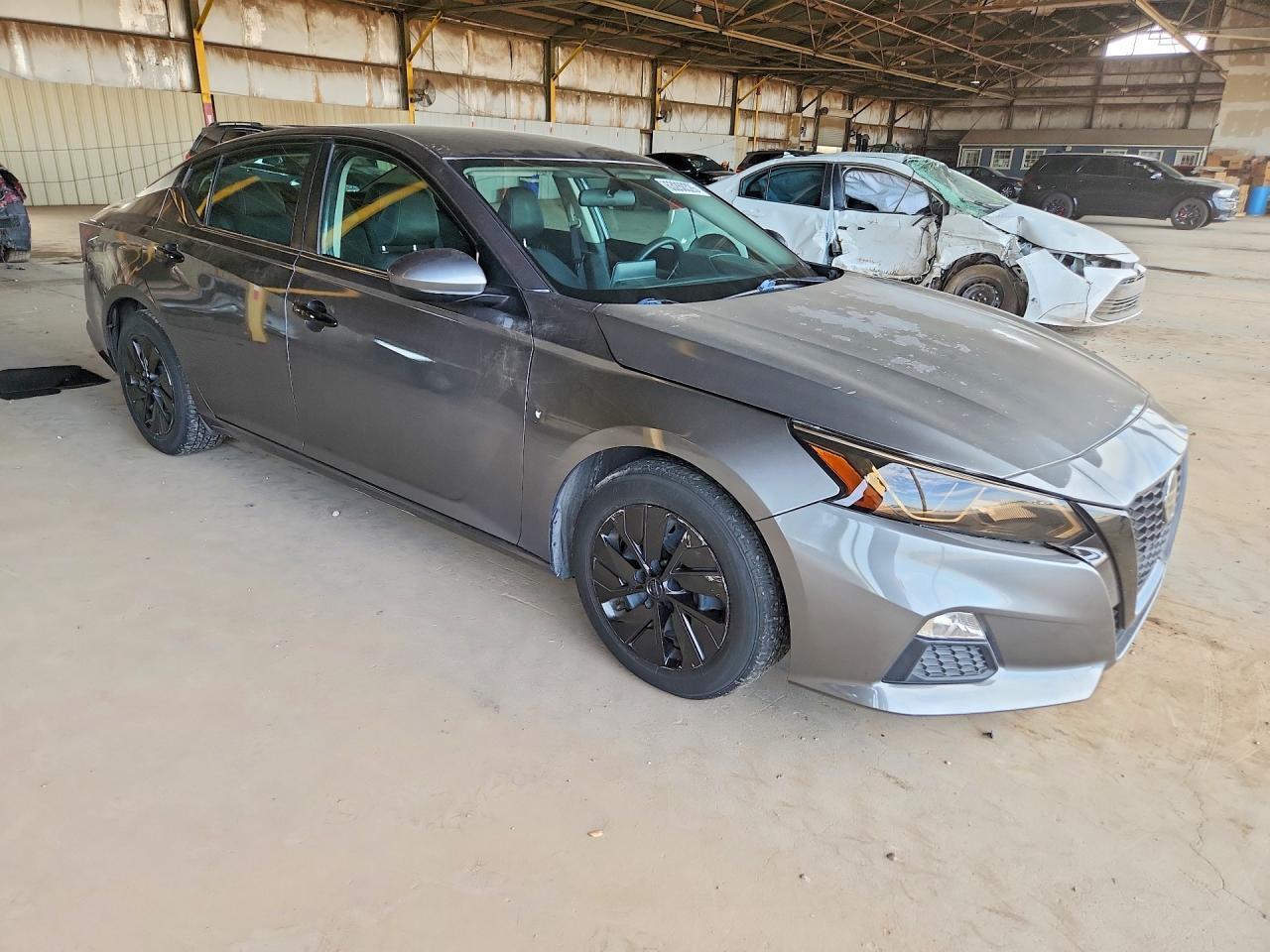 2020 Nissan Altima, S