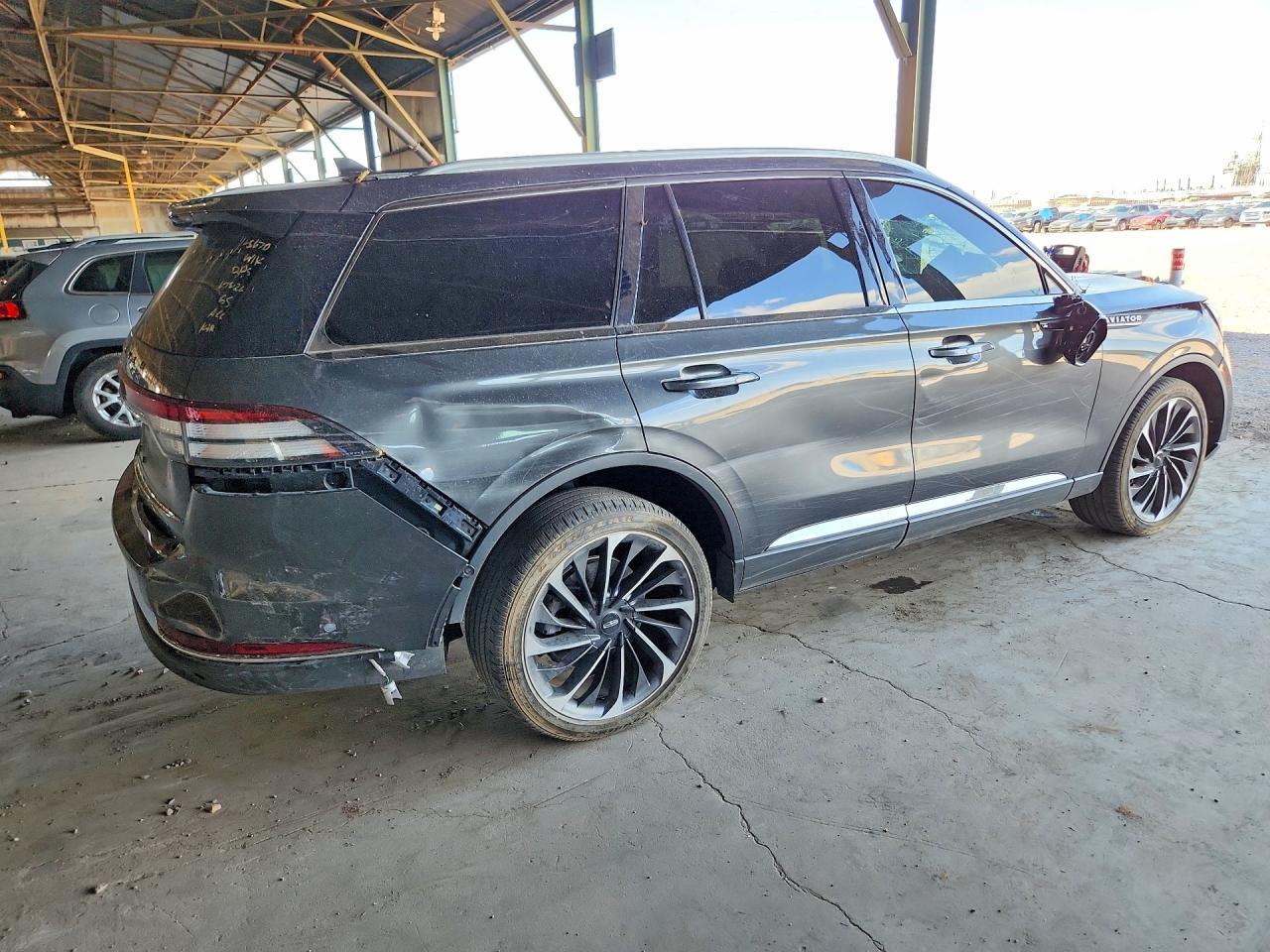 2020 Lincoln Aviator, Reserve