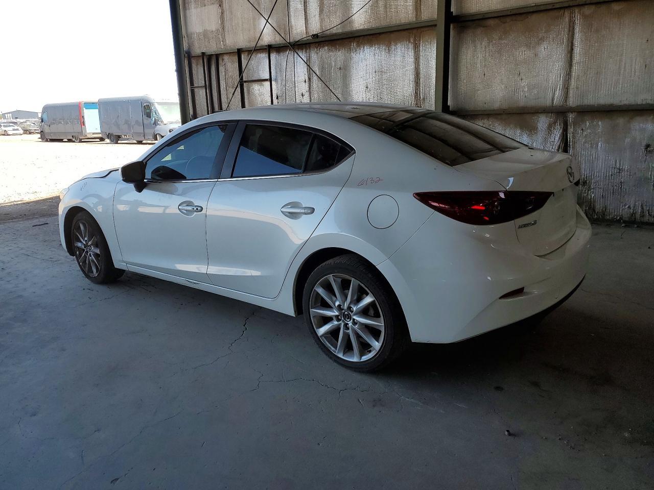 2017 Mazda 3, Touring