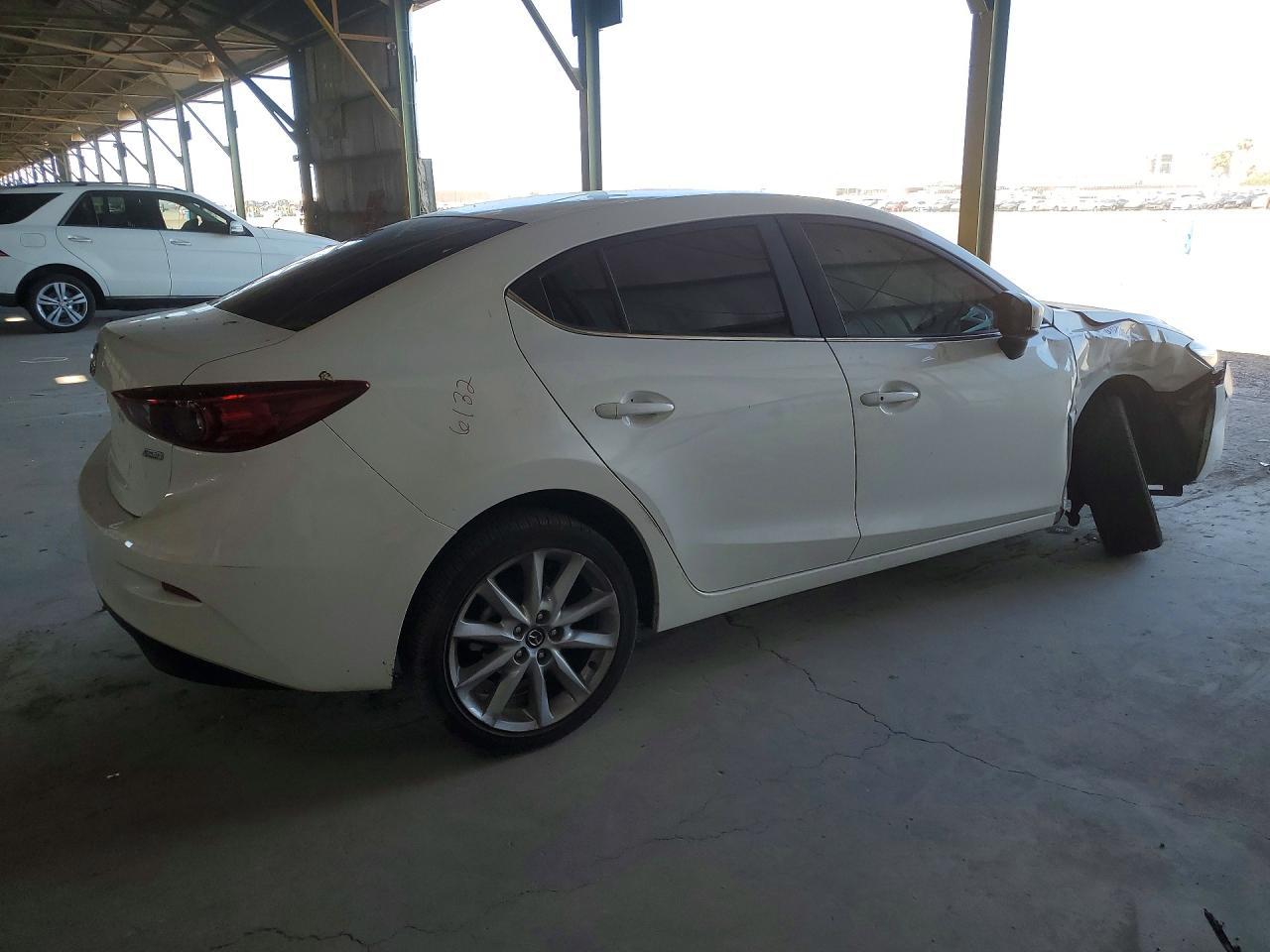 2017 Mazda 3, Touring