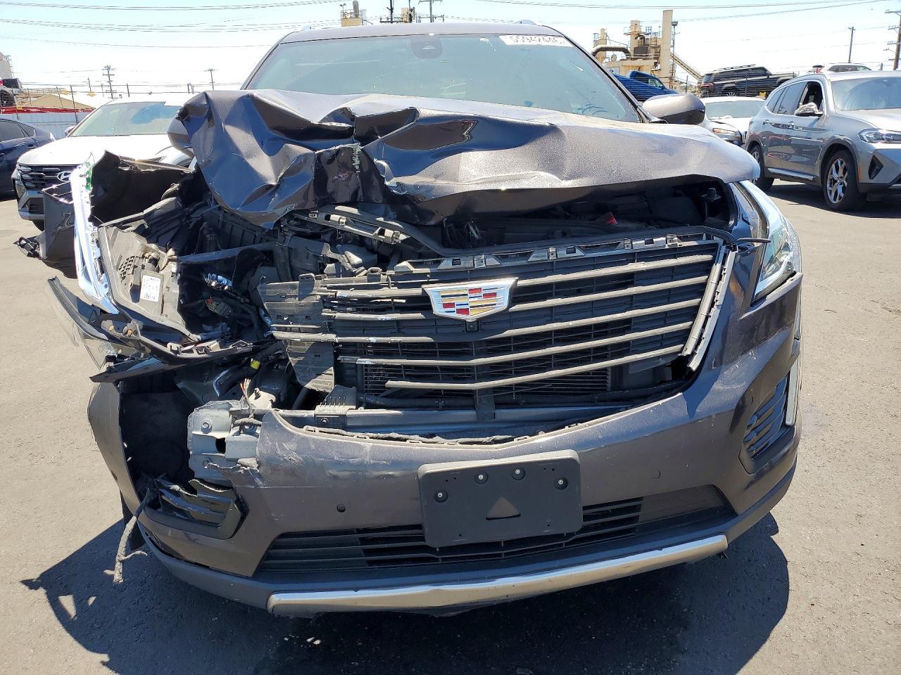 2017 Cadillac XT5, Platinum