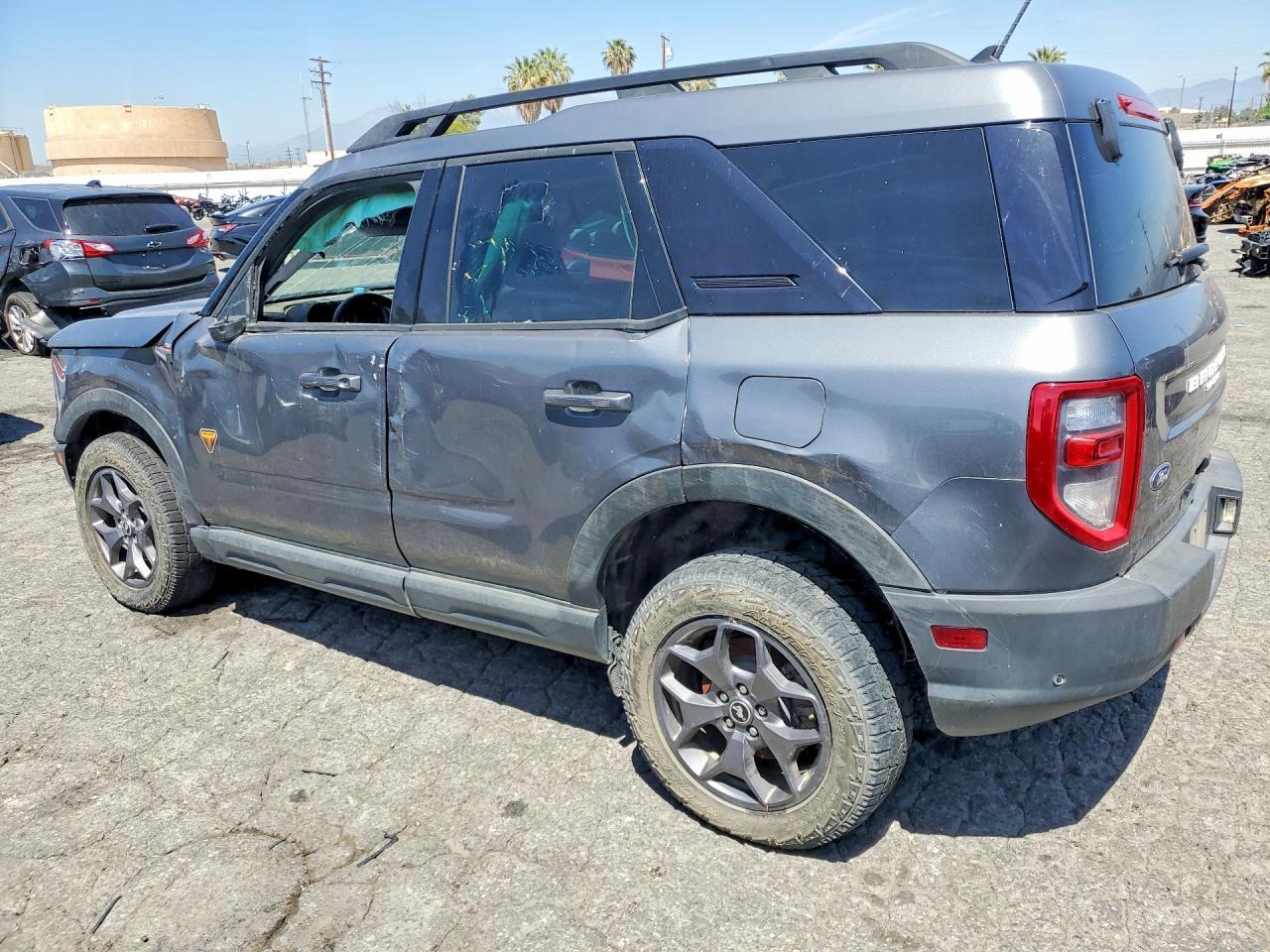 2022 Ford Bronco, Badlands