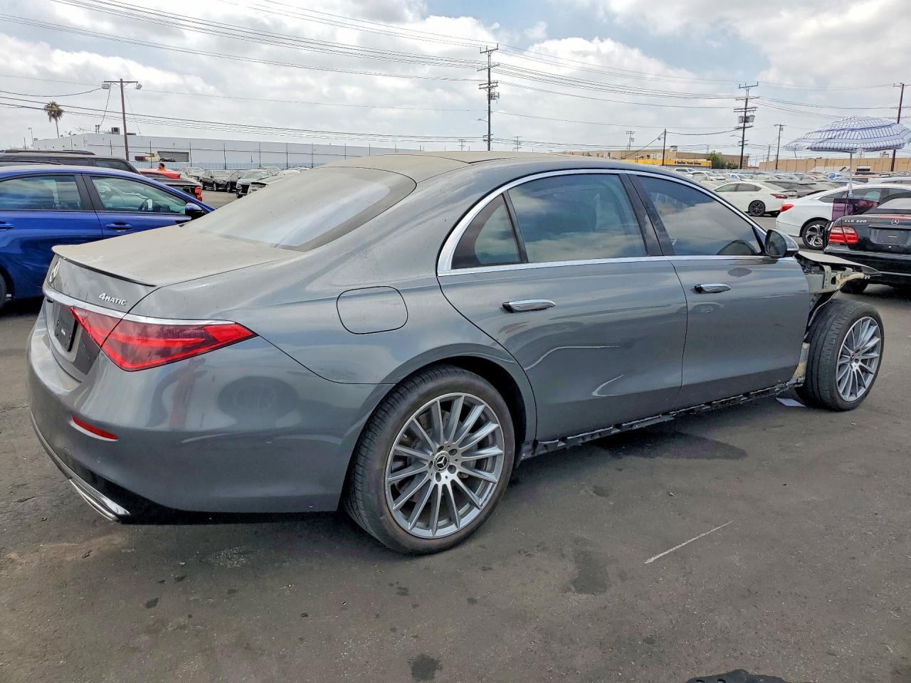 2022 Mercedes-Benz S-Class, 5...