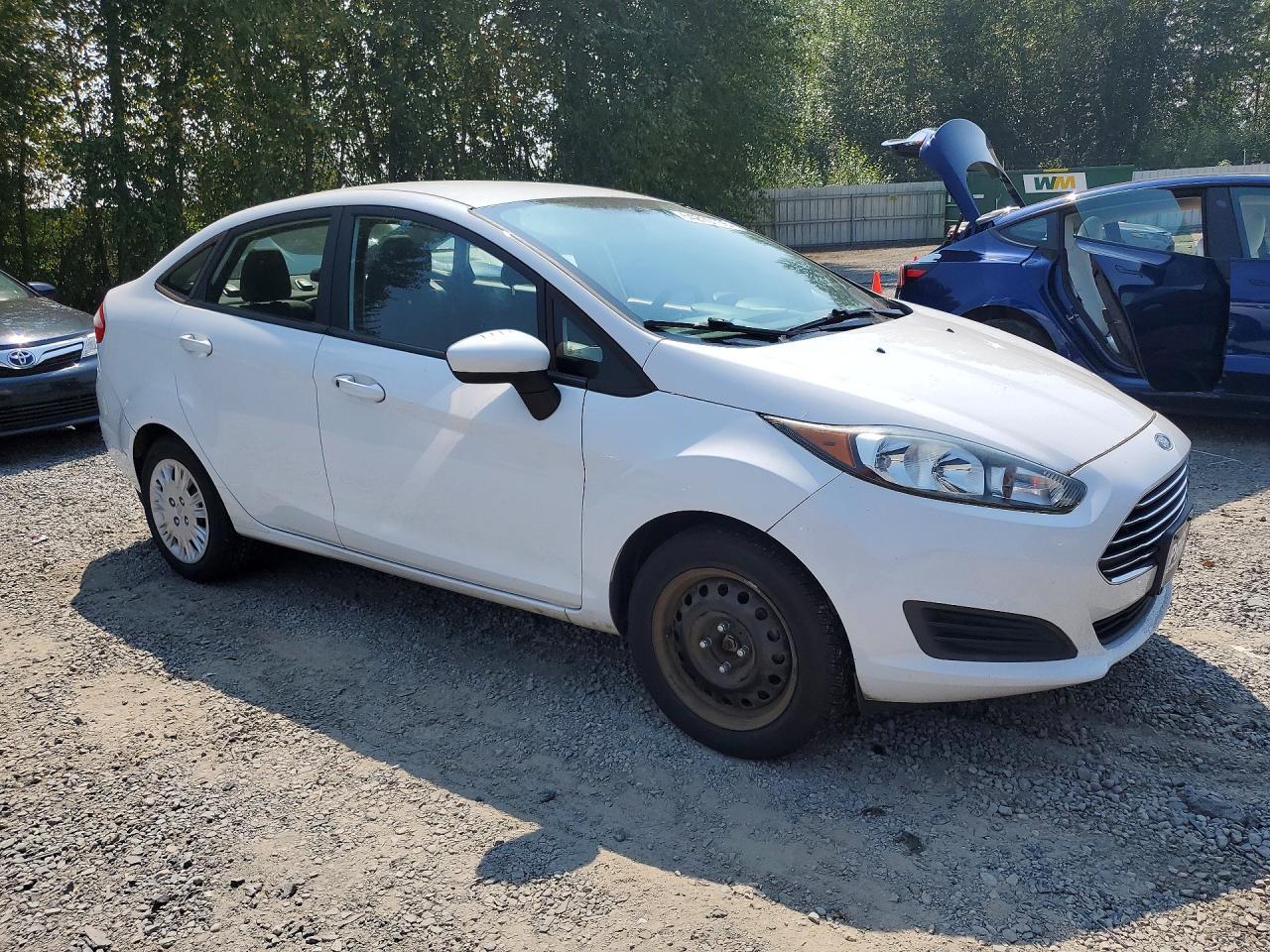 2015 Ford Fiesta, S