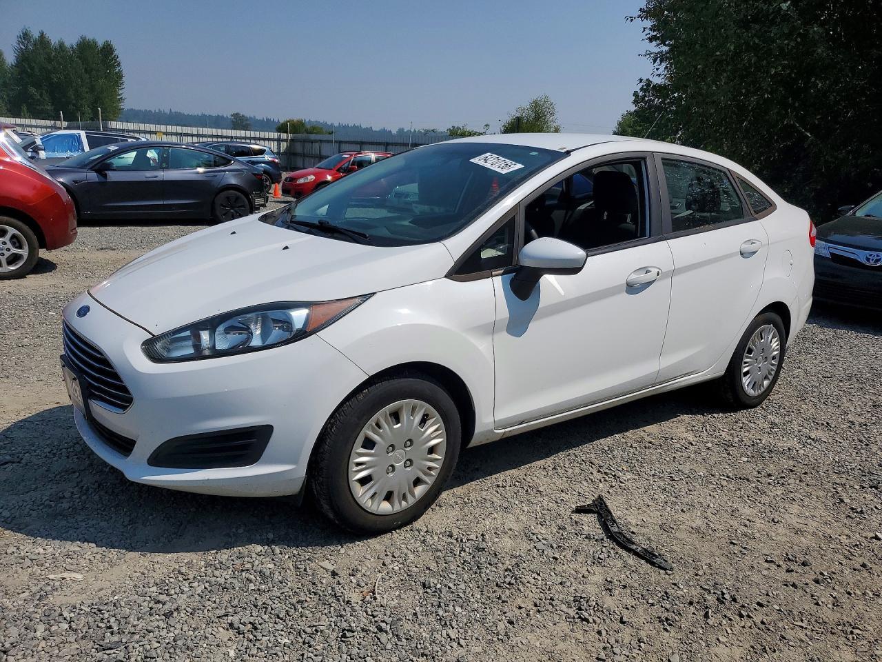 2015 Ford Fiesta, S