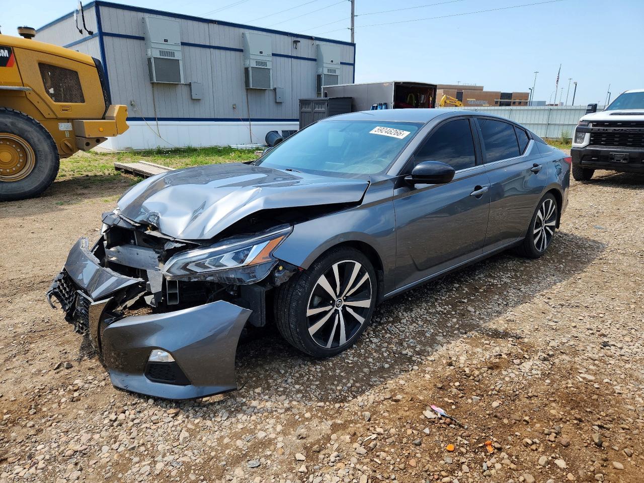 2019 Nissan Altima, SR