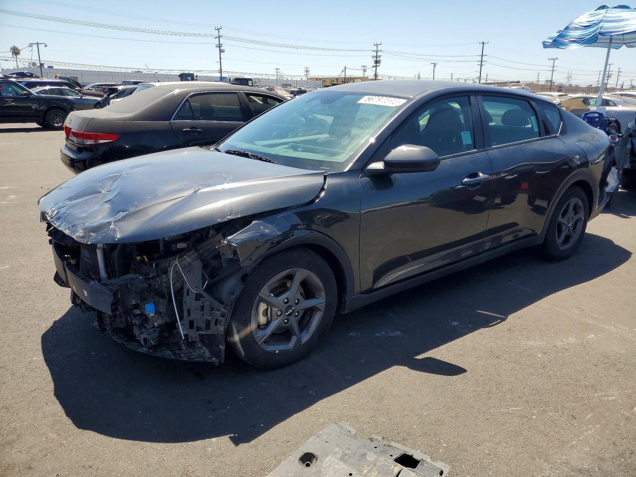 2025 KIA K4, Lxs
