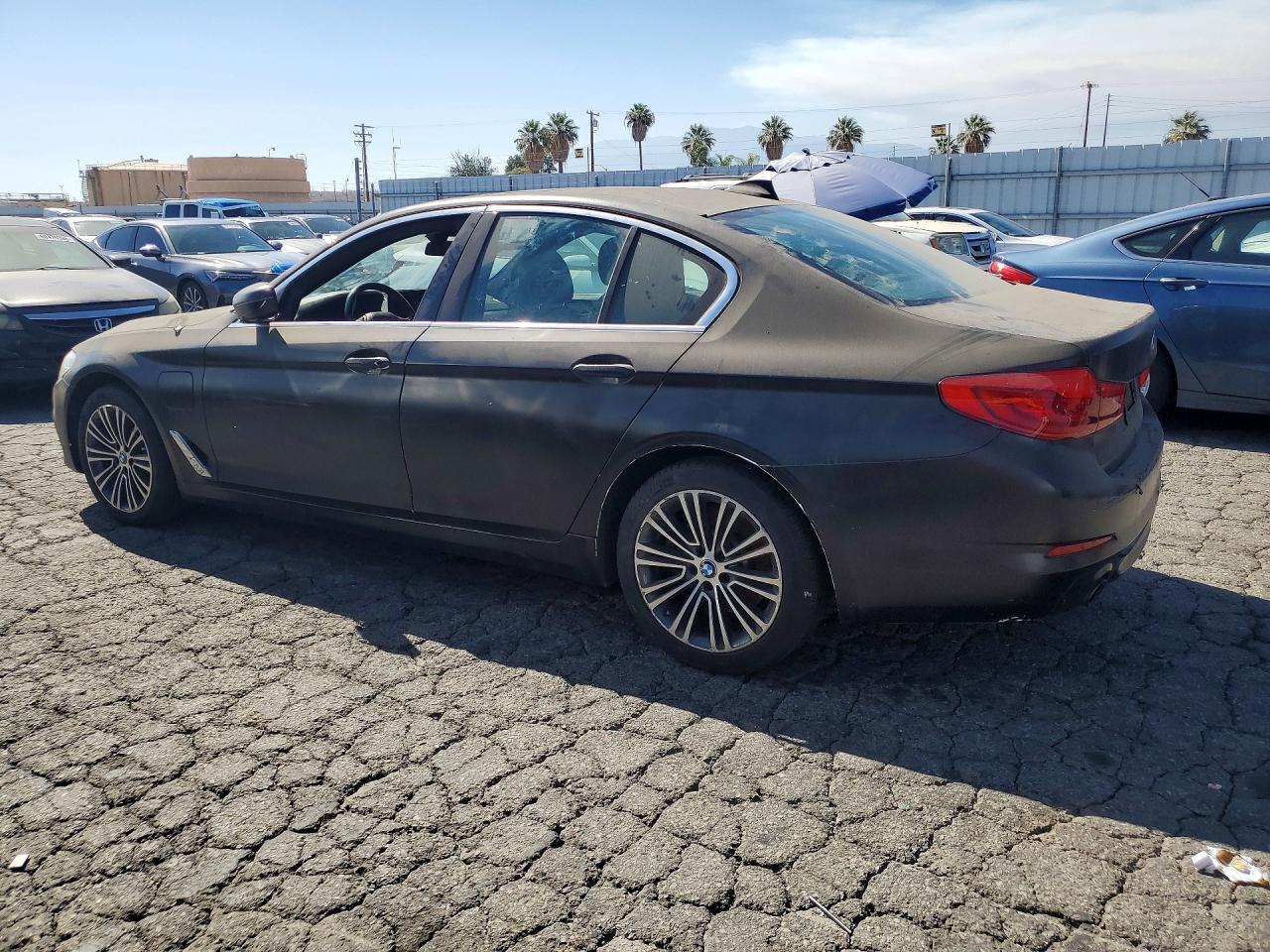 2020 BMW 5 Series, 530E