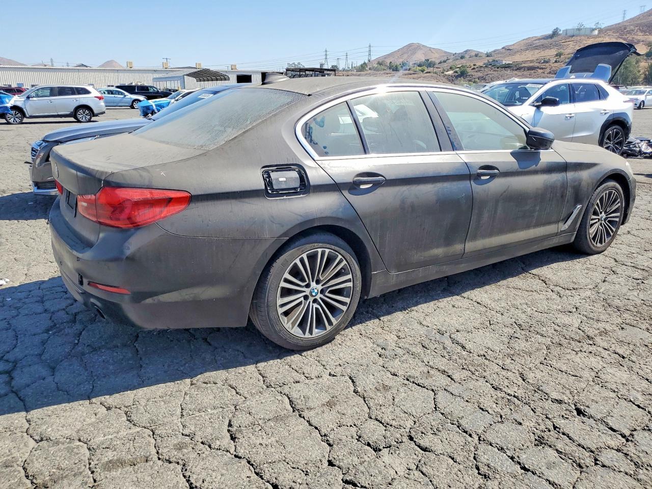 2020 BMW 5 Series, 530E