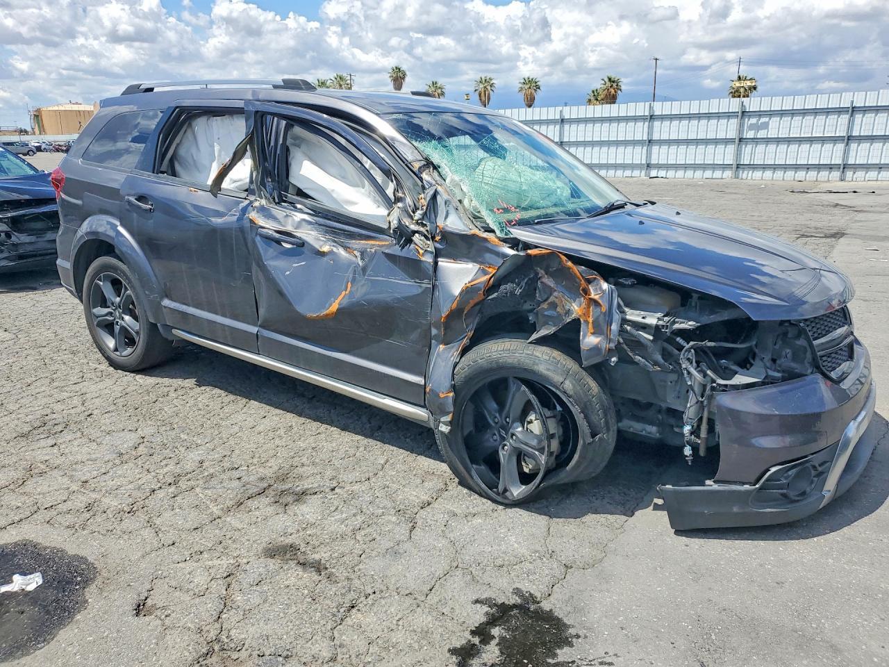 2019 Dodge Journey, Crossroad