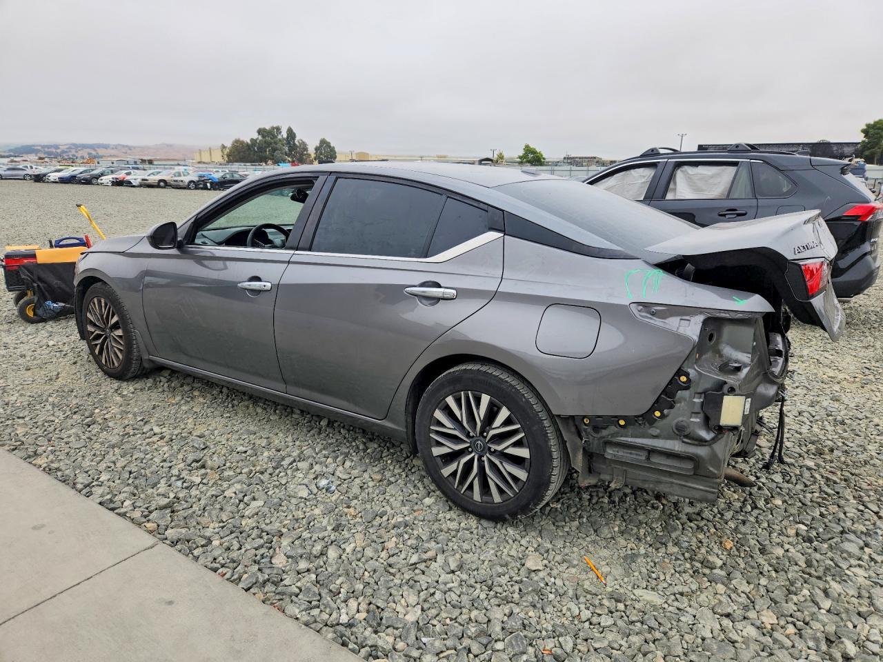 2023 Nissan Altima, SV