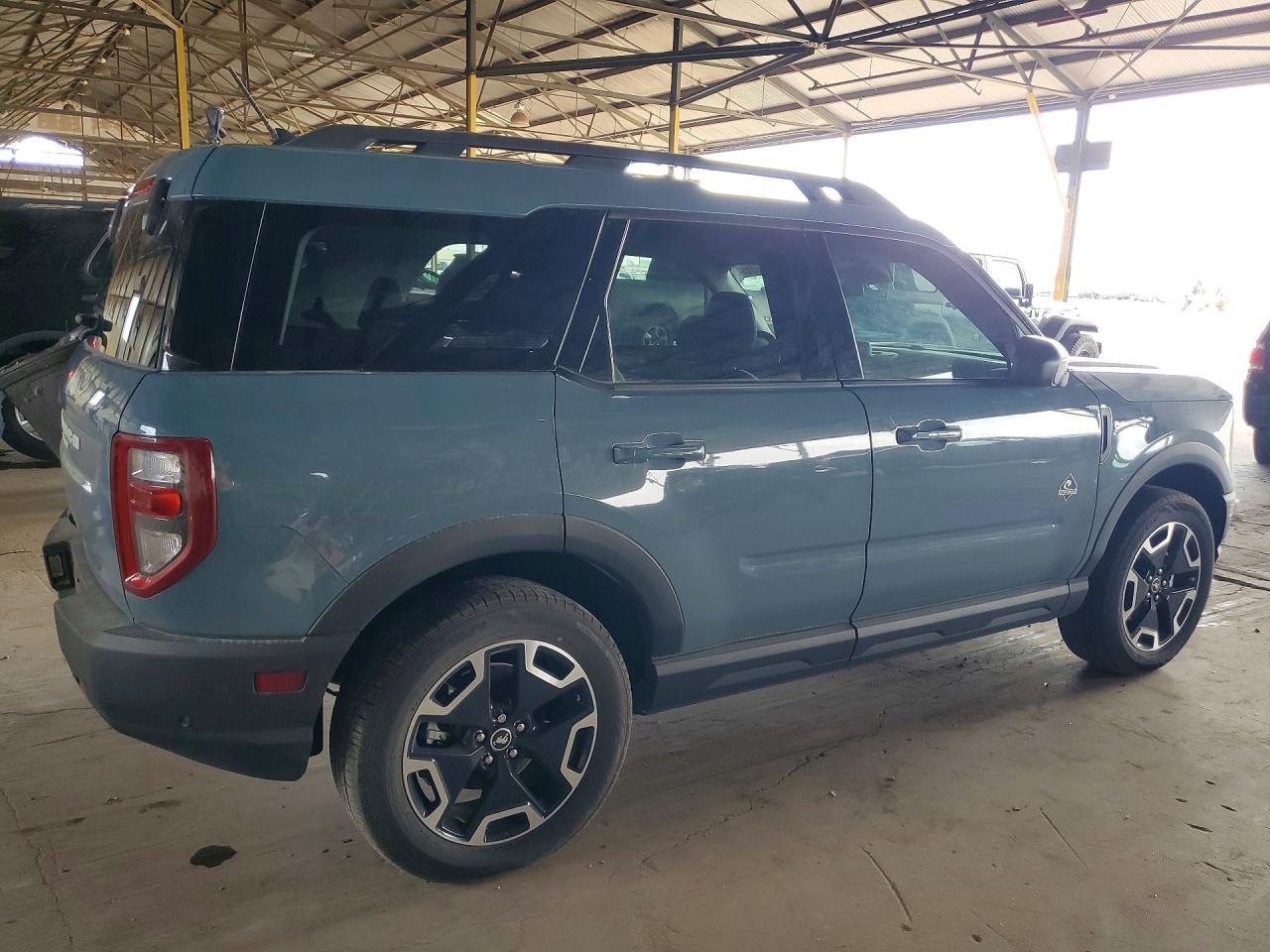 2023 Ford Bronco, Outer Banks