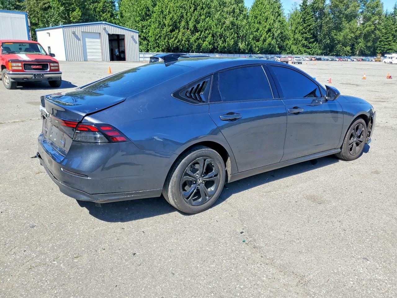 2025 Honda Accord, SE