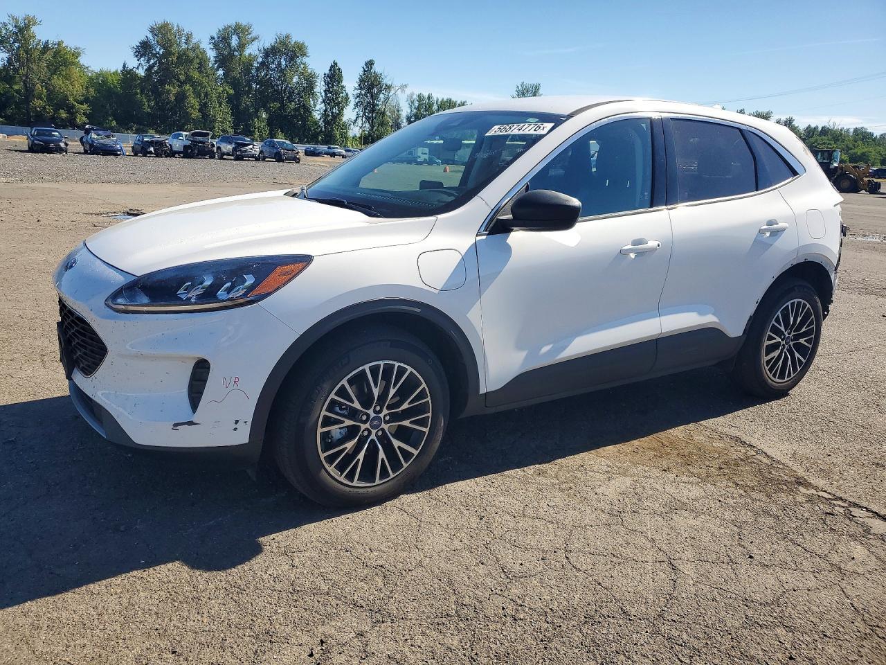 2022 Ford Escape, SE