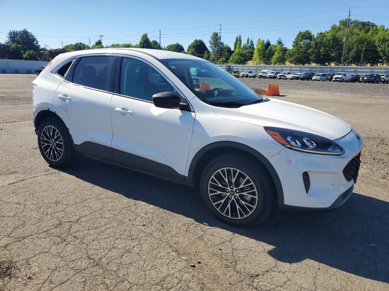 2022 Ford Escape, SE
