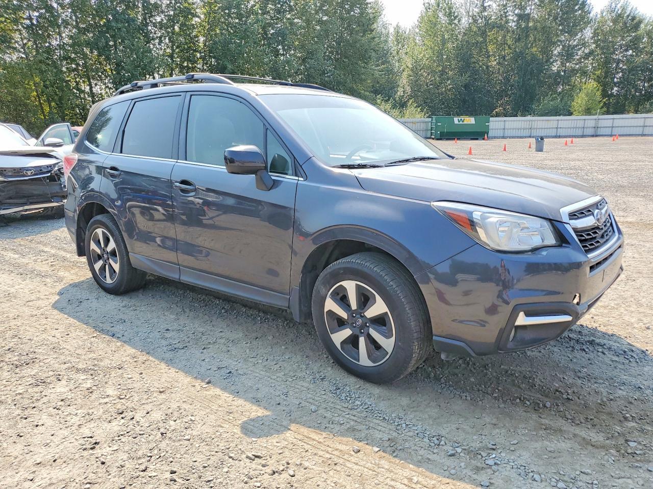 2017 Subaru Forester, 2.5I Li...