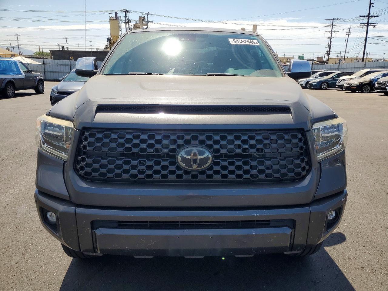 2018 Toyota Tundra, Platinum