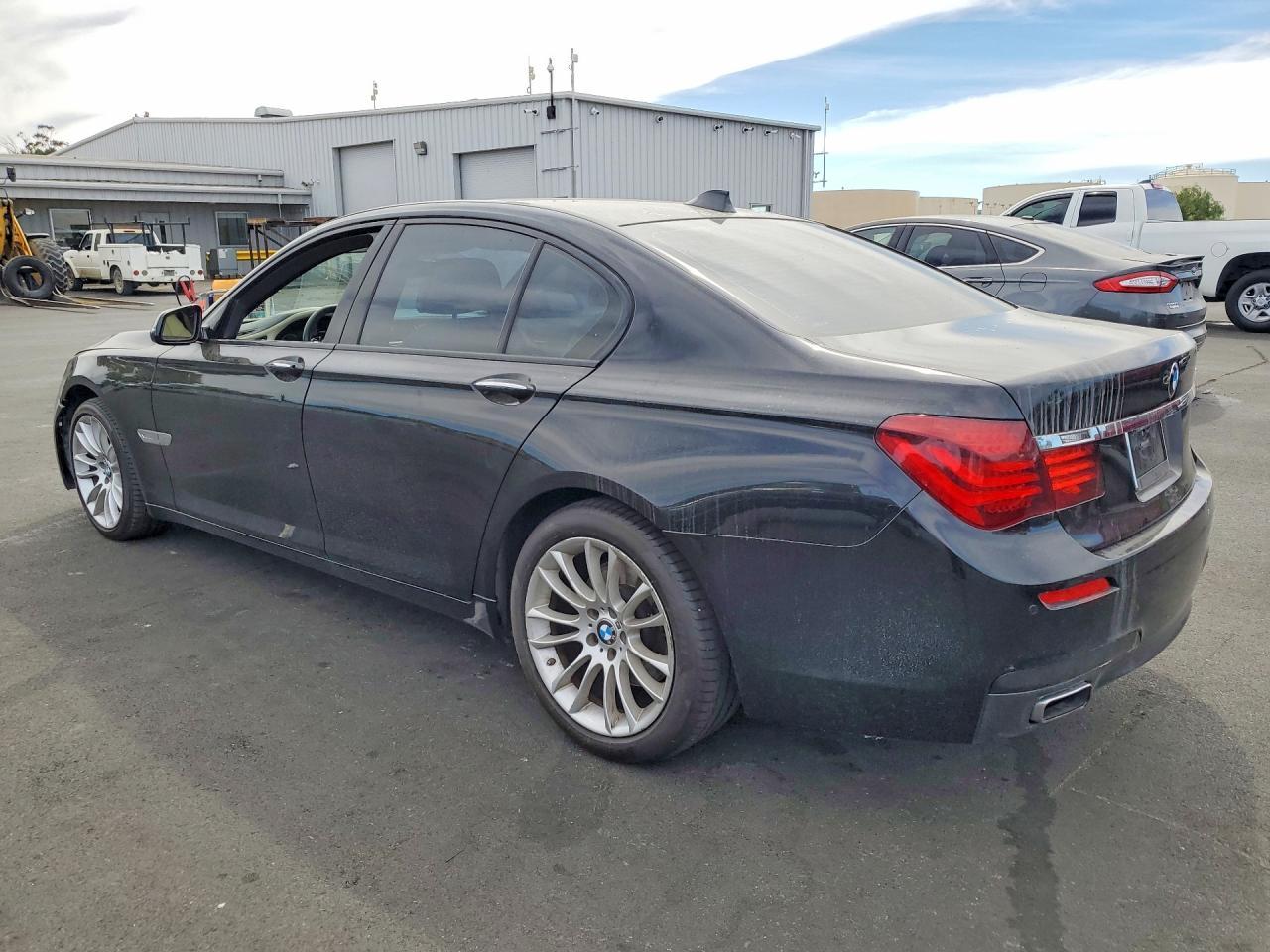 2015 BMW 7 Series, 740 I
