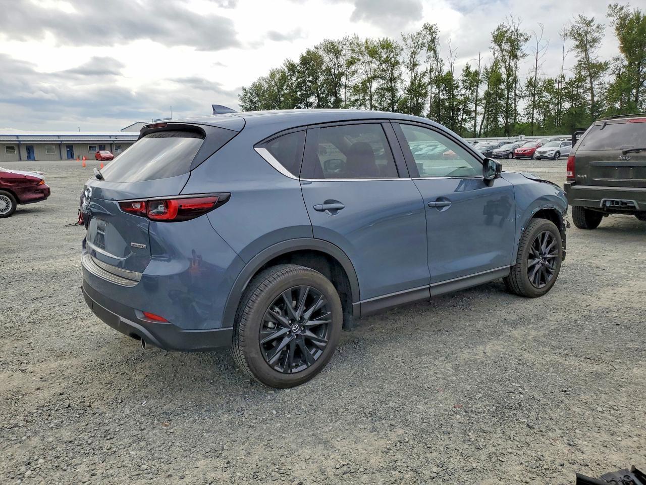 2022 Mazda CX-5, Preferred
