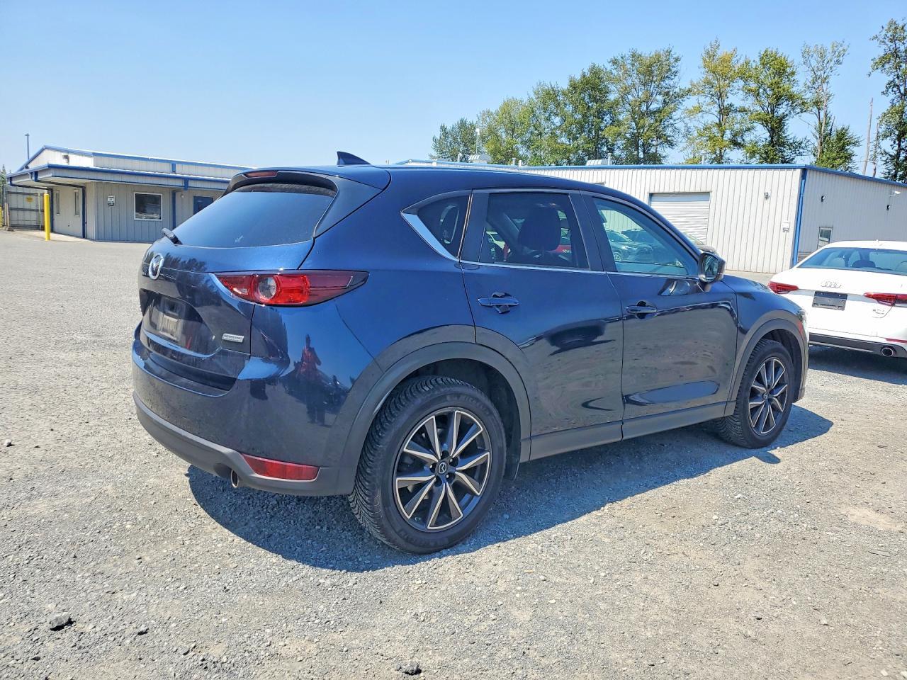 2018 Mazda CX-5, Touring