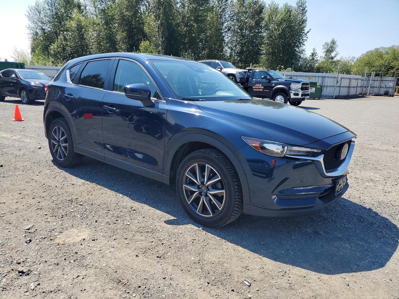 2018 Mazda CX-5, Touring