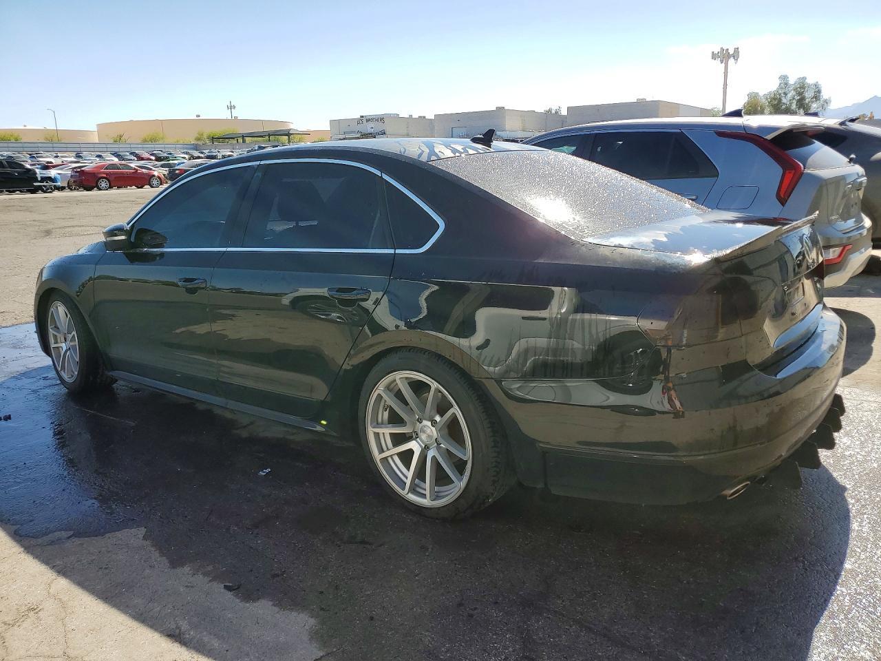2015 Volkswagen Passat, Sel