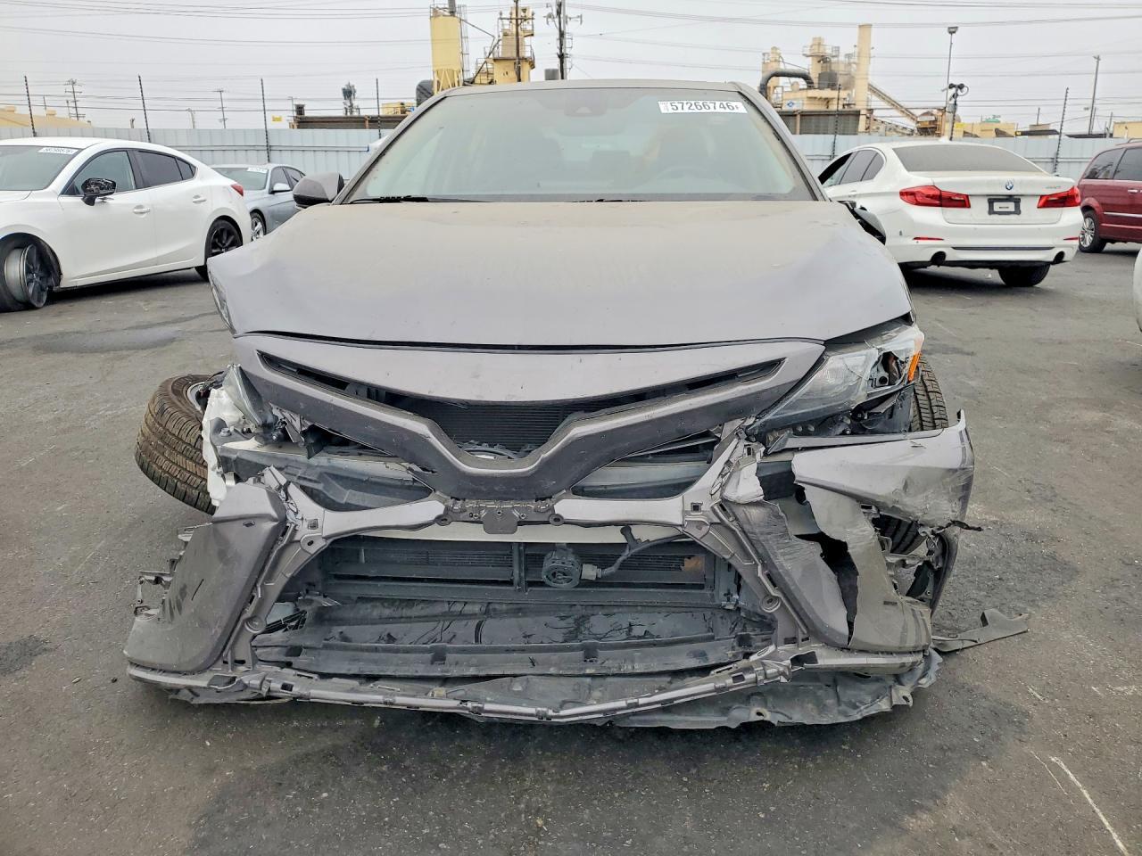 2022 Toyota Camry, SE