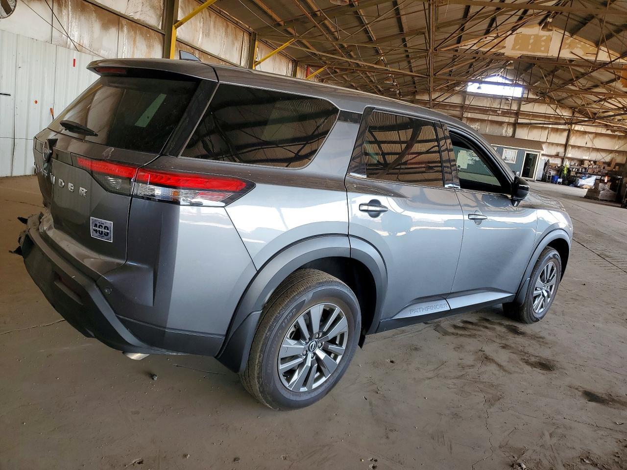 2025 Nissan Pathfinder, S