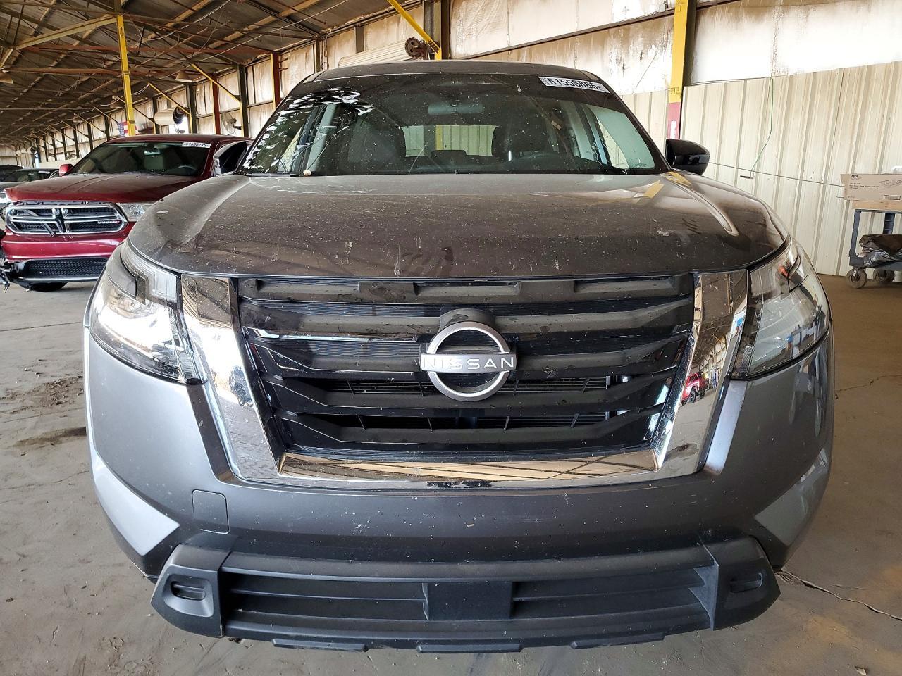 2025 Nissan Pathfinder, S