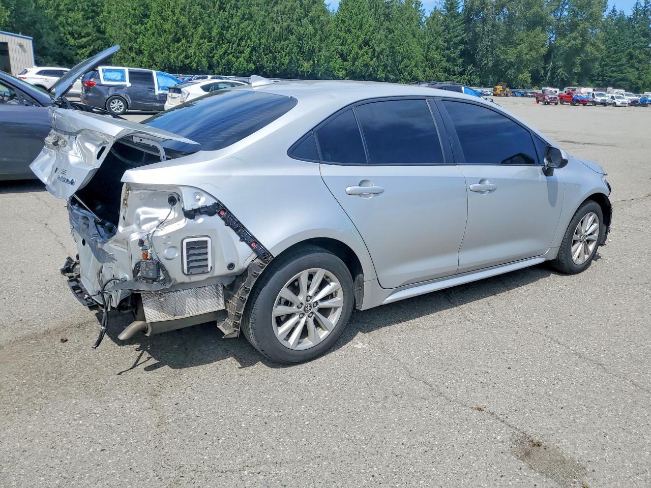 2023 Toyota Corolla, LE