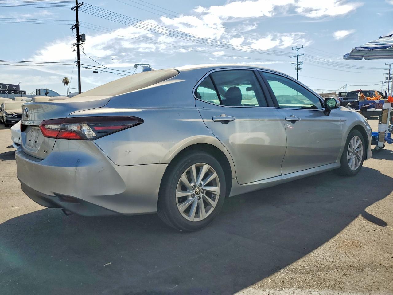 2022 Toyota Camry, LE