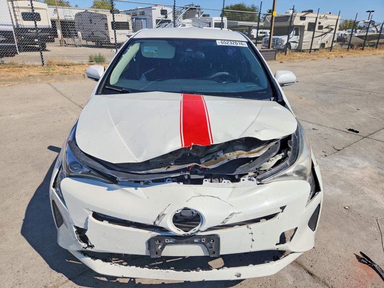 2017 Toyota Prius, Two