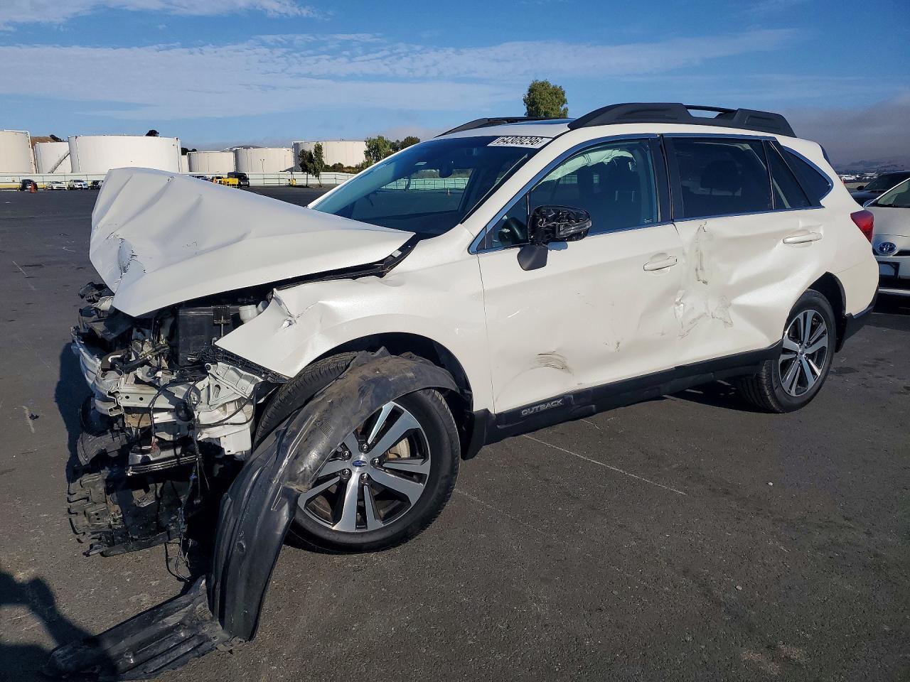 2018 Subaru Outback, 2.5I Lim...