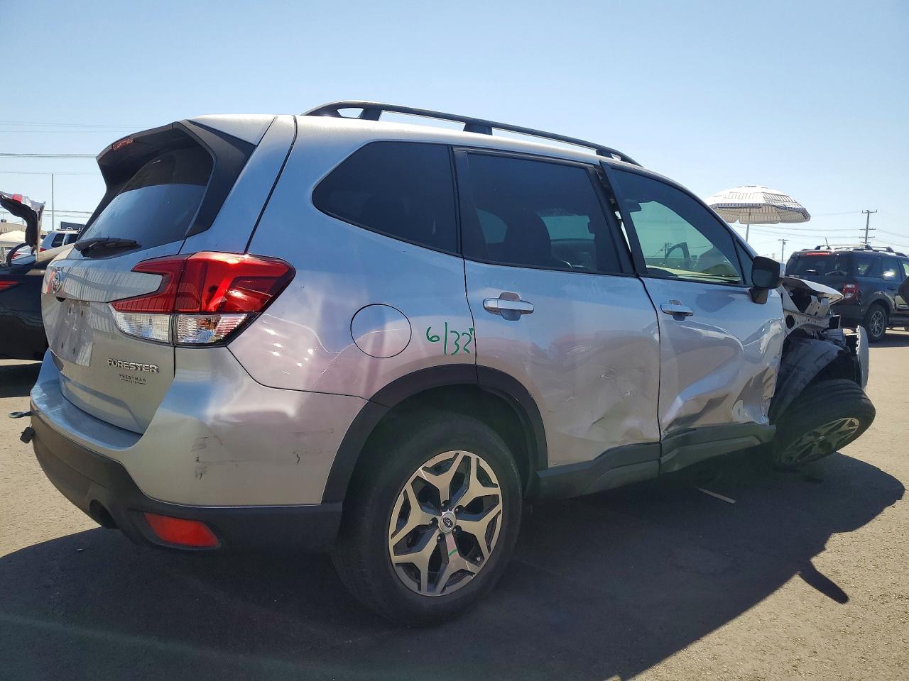 2023 Subaru Forester, Premium