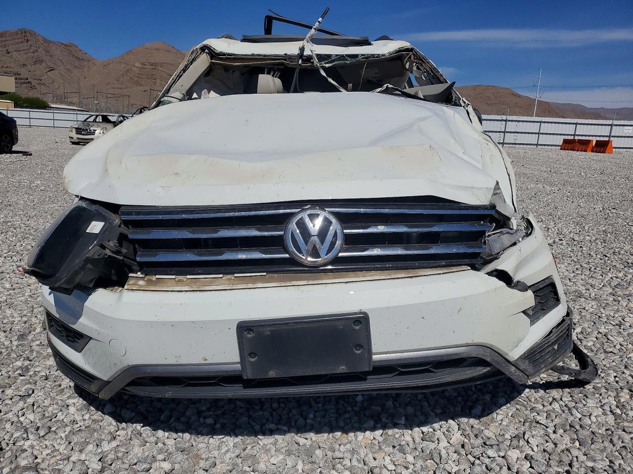2021 Volkswagen Tiguan, SE
