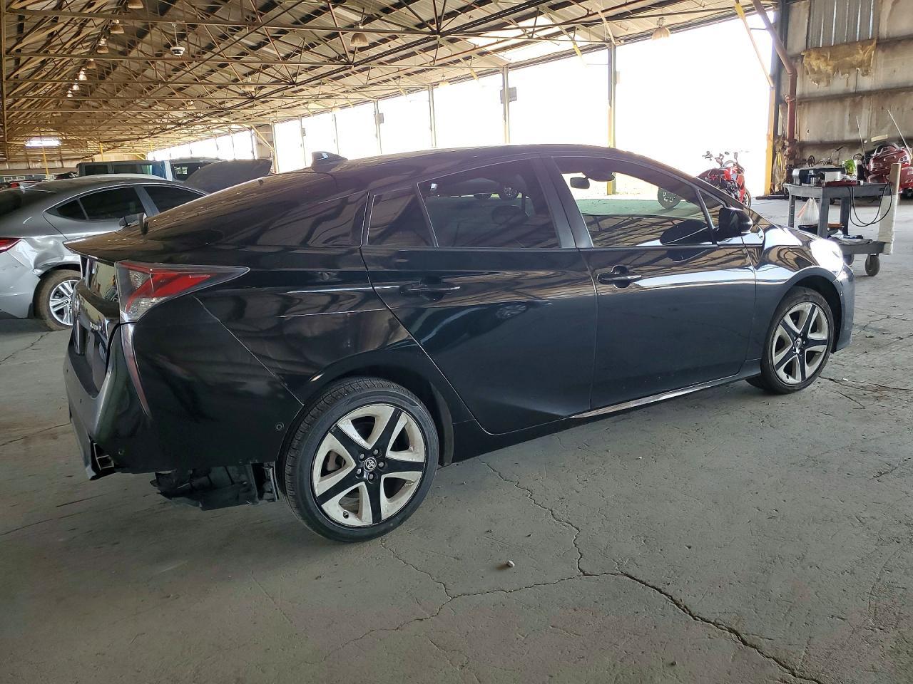 2017 Toyota Prius, Three Touring