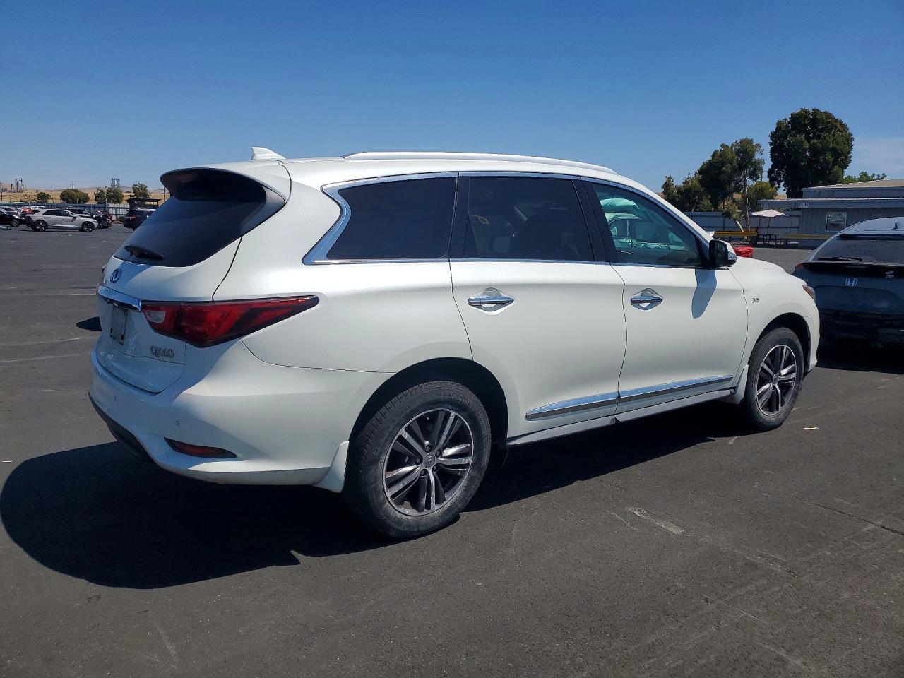 2018 Infiniti QX60, Pure