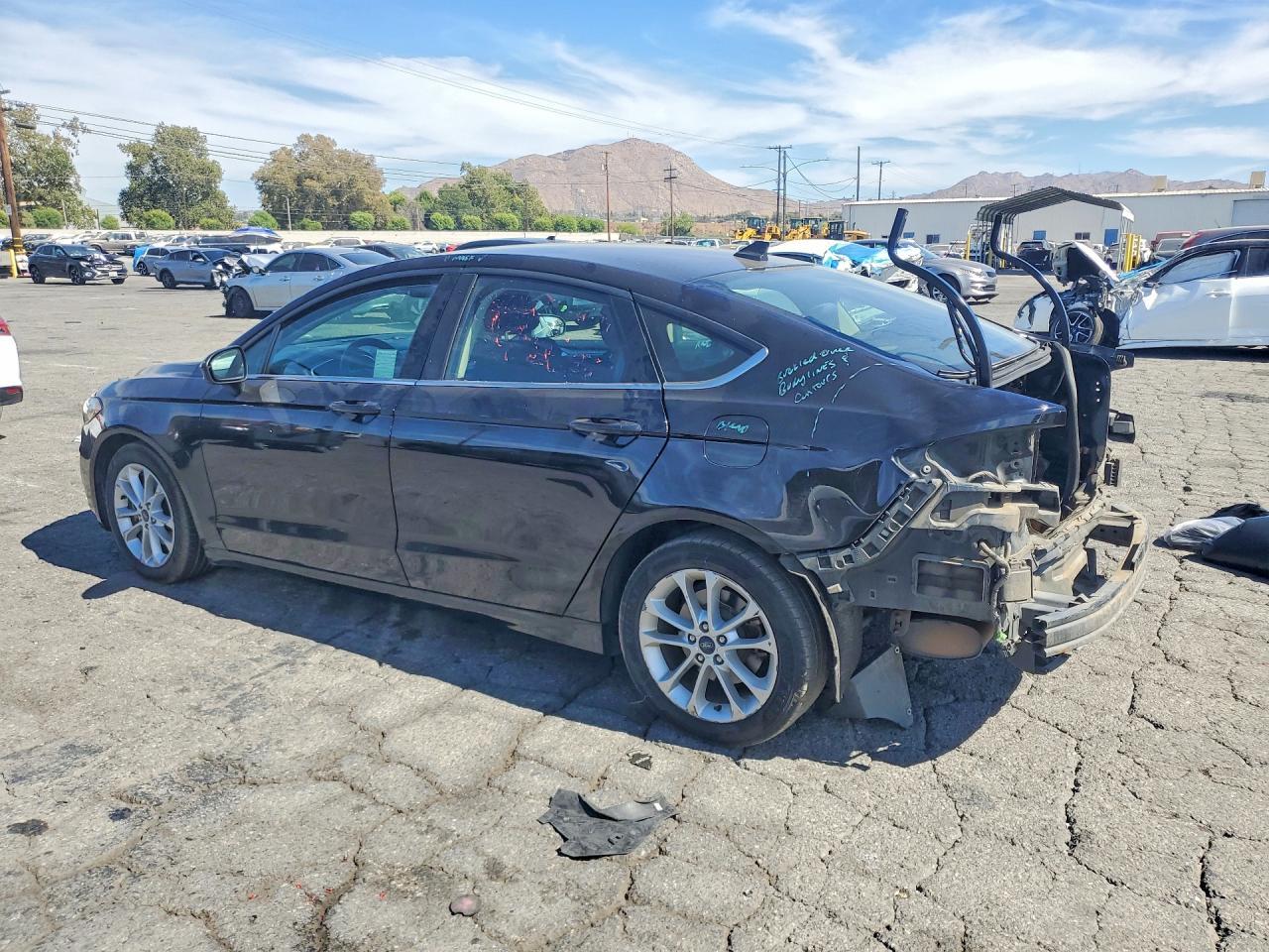 2020 Ford Fusion, SE