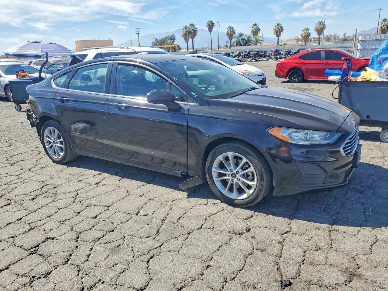 2020 Ford Fusion, SE