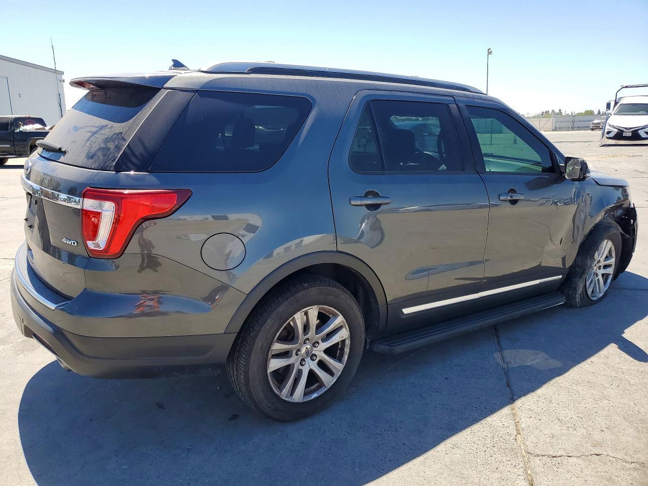 2018 Ford Explorer, Xlt